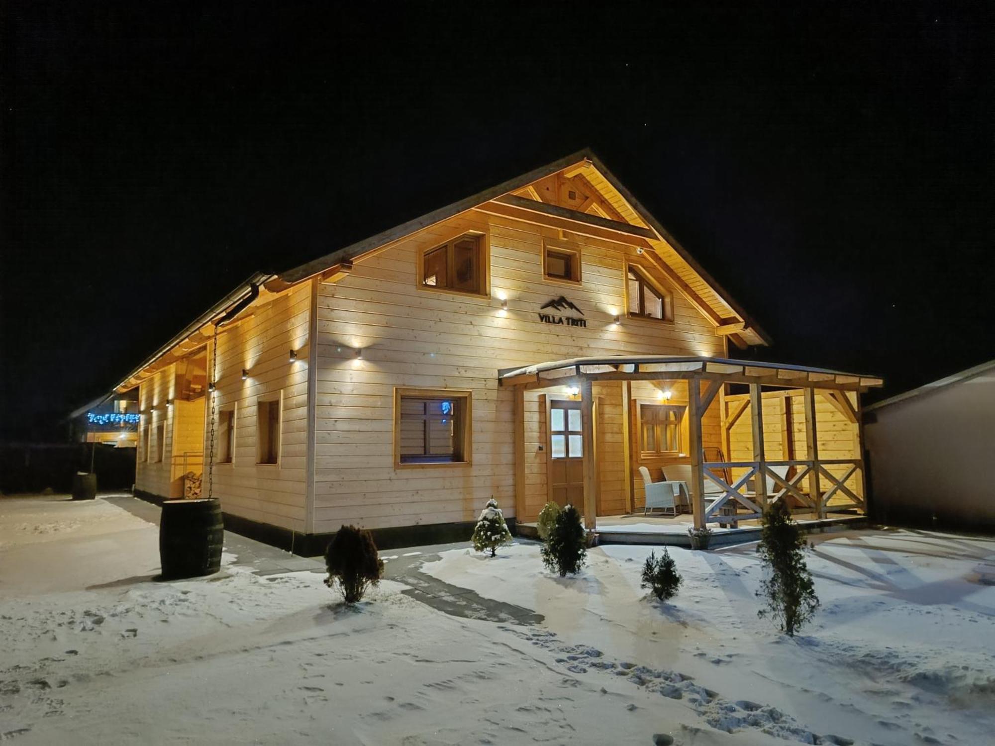 Villa Triti Stará Lesná エクステリア 写真