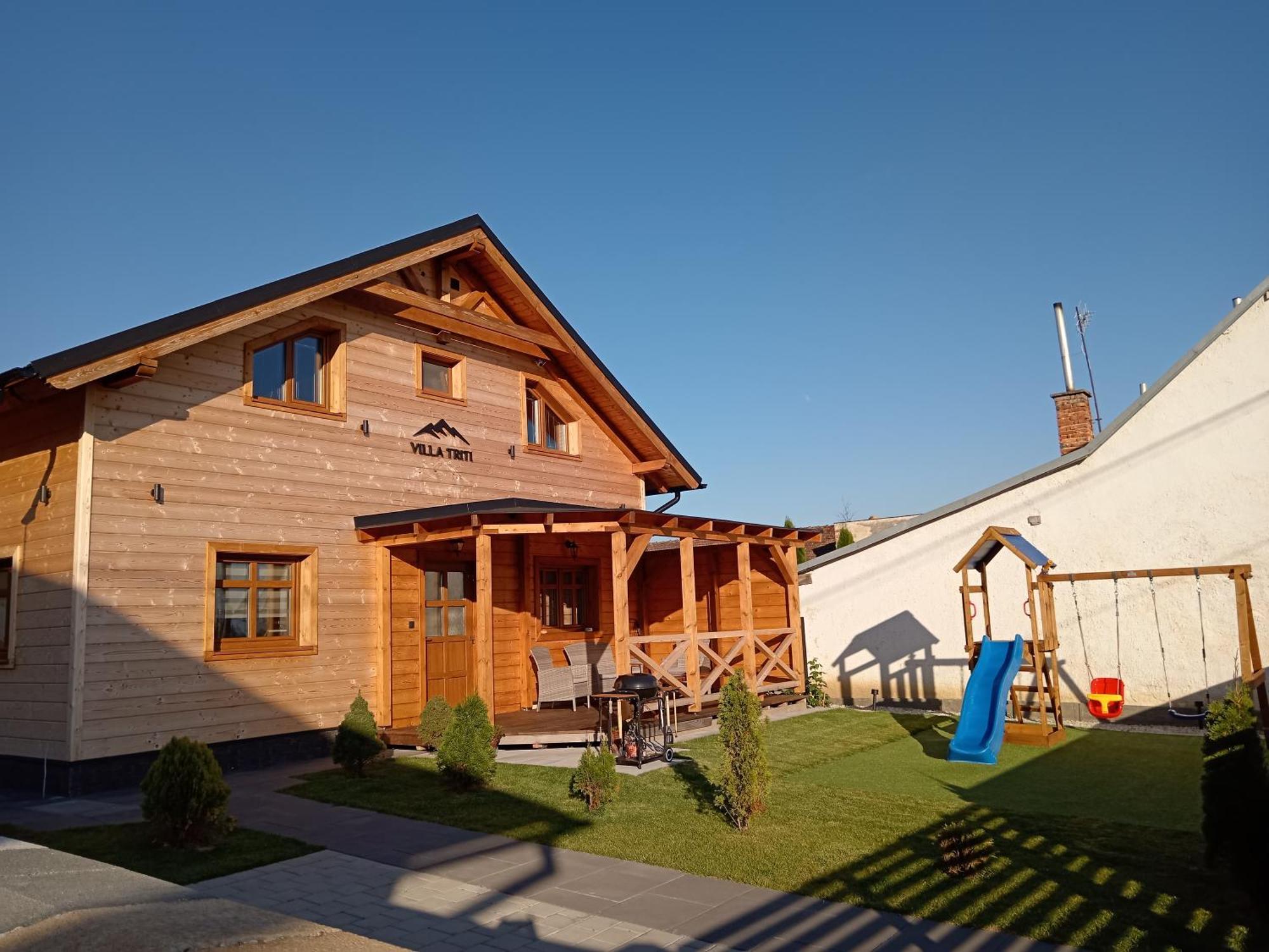 Villa Triti Stará Lesná エクステリア 写真